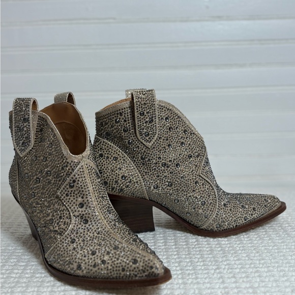 Jessica Simpson Zadie2 Rhinestone Western Ankle Booties Women's SZ 8.5 Champagne - Picture 7 of 10
